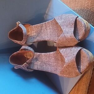 TOMS Chambray Cork Sandal Wedges Platform Strappy sz 8.5